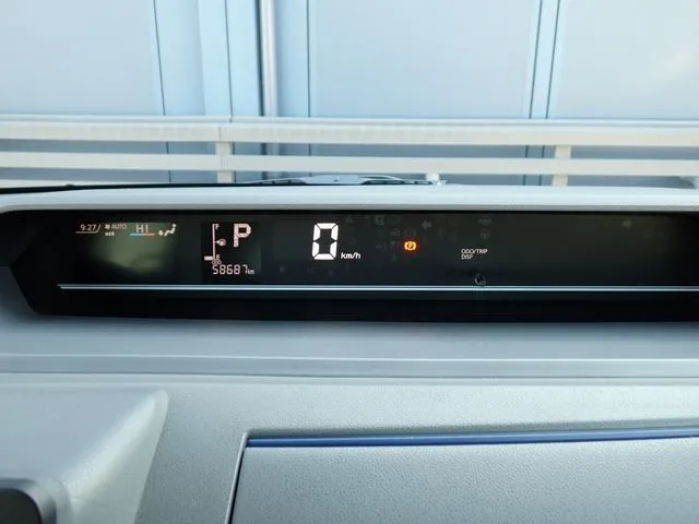 タント（ダイハツ）の車両写真