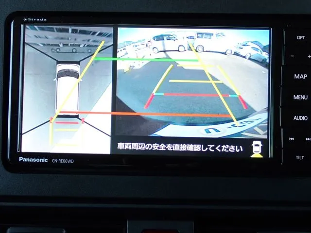 タント（ダイハツ）の車両写真