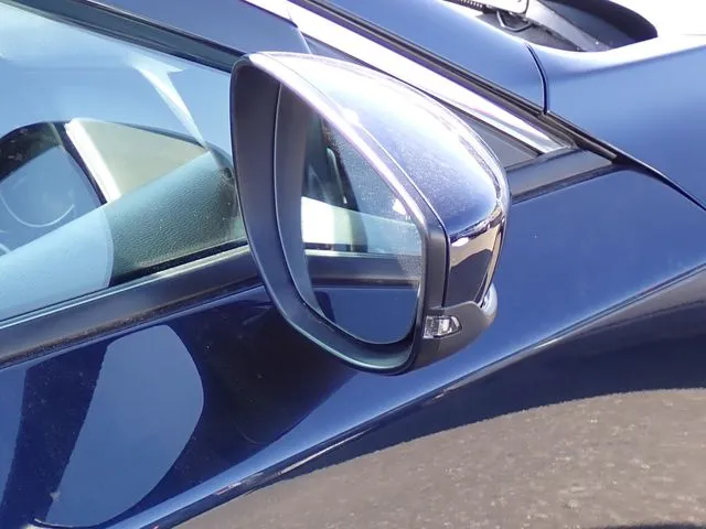 MAZDA3 セダン(マツダ)の車両写真