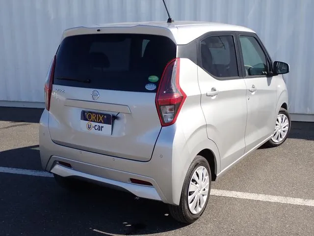 デイズ(ニッサン)の車両写真