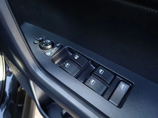 ダイハツ　ロッキー