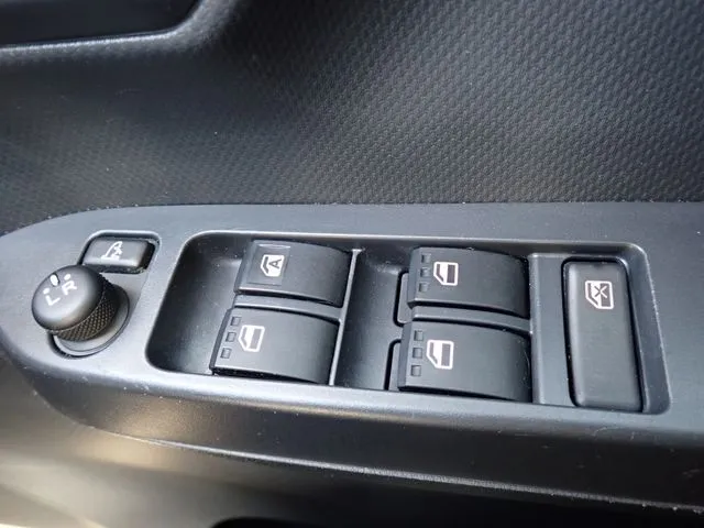 ダイハツ ミラ イース