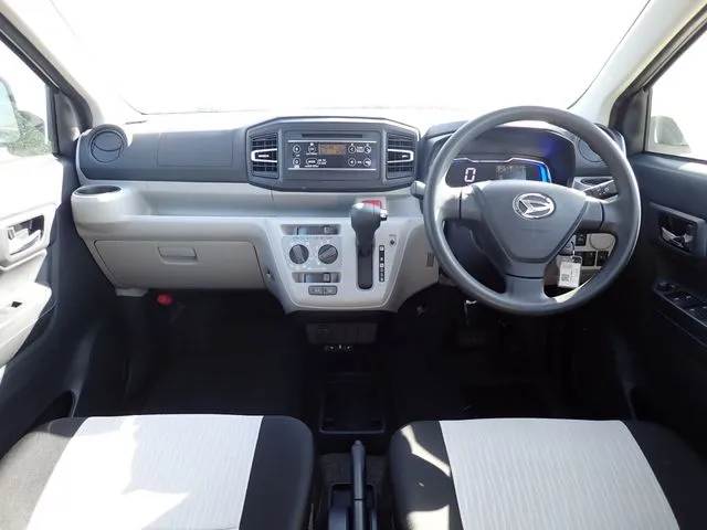 ダイハツ ミラ イース