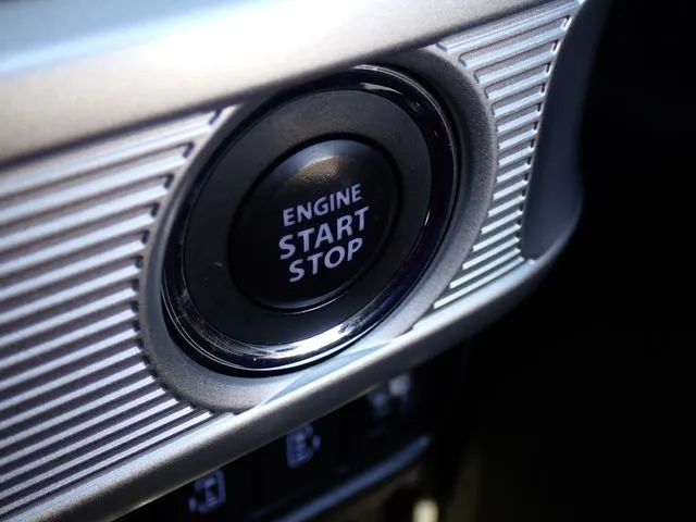 スズキ スペーシア 4WD