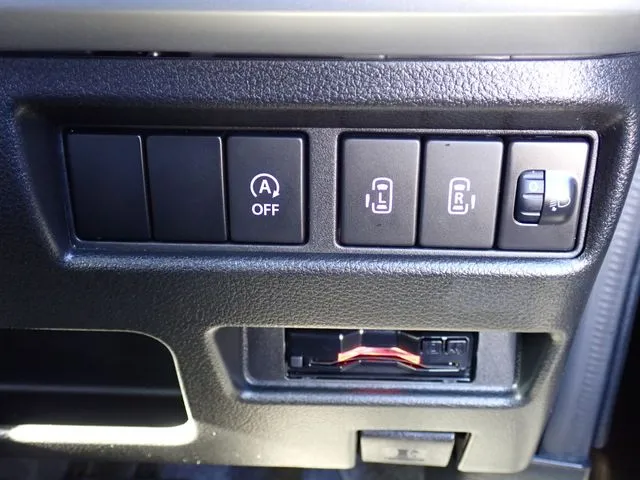 スズキ スペーシア 4WD