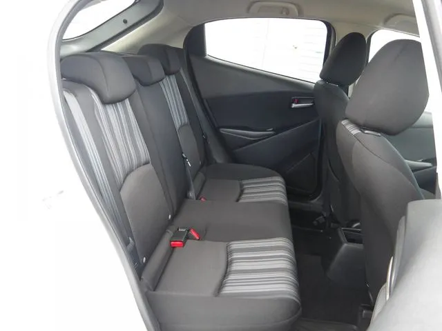 マツダ　ＭＡＺＤＡ２