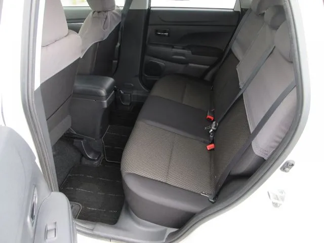 ＲＶＲ　４ＷＤ（ミツビシ）の車両写真