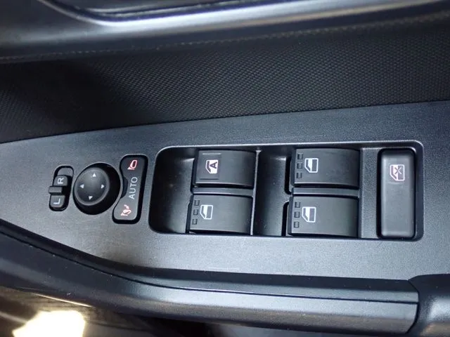 ダイハツ ロッキー