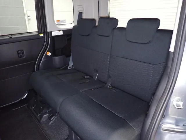 トヨタ　タンク