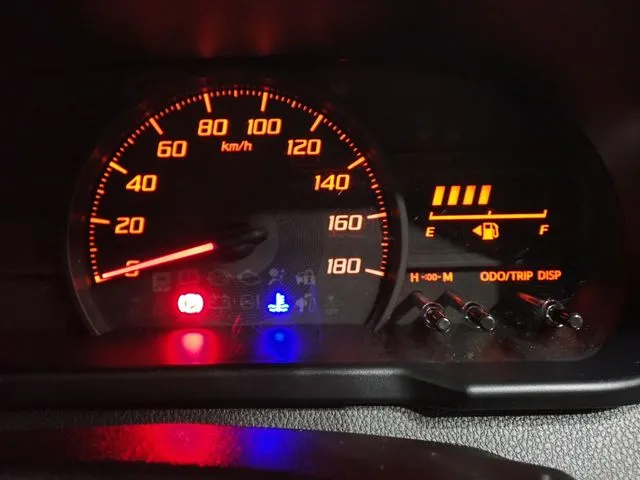 トヨタ　タンク