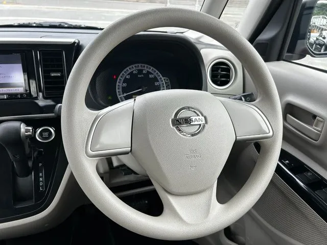 デイズ　ルークス（ニッサン）の車両写真