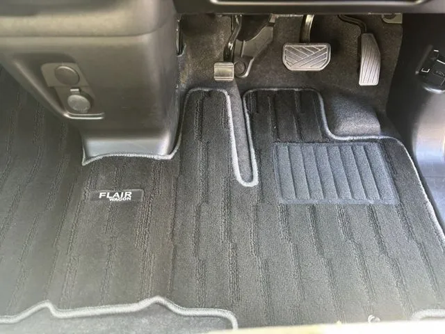 フレアワゴン（マツダ）の車両写真