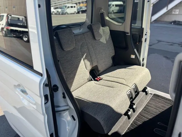 フレアワゴン（マツダ）の車両写真