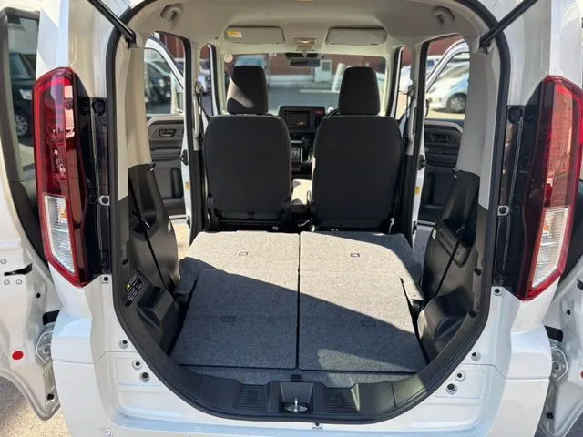 フレアワゴン（マツダ）の車両写真