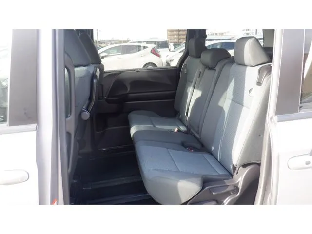 ノア（トヨタ）の車両写真