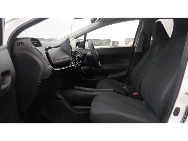 アクア（トヨタ）の車両写真