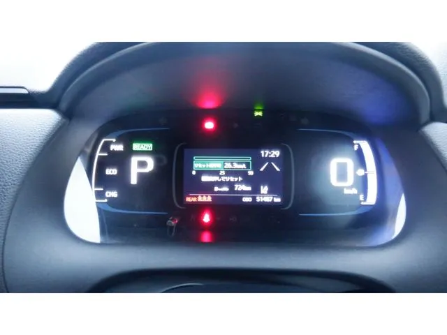 アクア（トヨタ）の車両写真