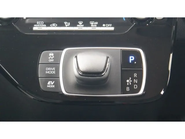 アクア（トヨタ）の車両写真