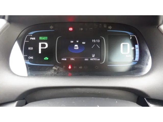 アクア（トヨタ）の車両写真