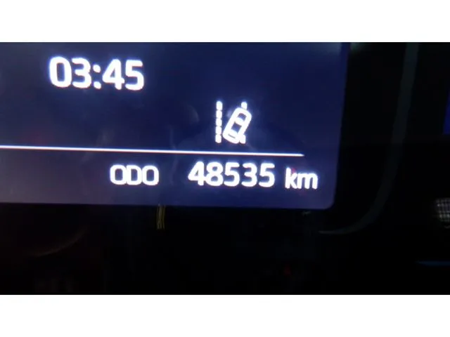 アクア（トヨタ）の車両写真