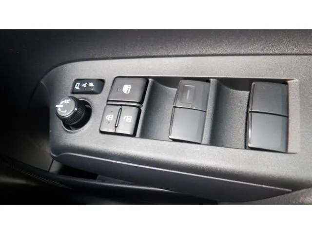 アクア（トヨタ）の車両写真