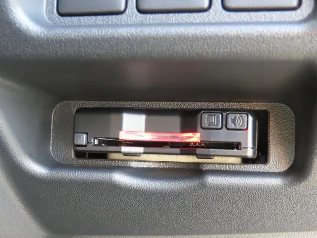 ハイエースバン　２ＷＤ（トヨタ）の車両写真