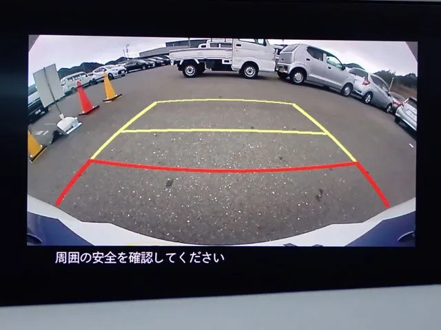 ＭＡＺＤＡ３　セダン（マツダ）の車両写真