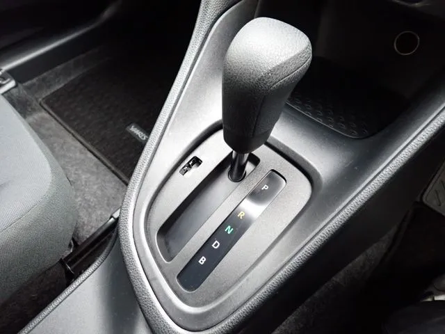 ヤリス（トヨタ）の車両写真