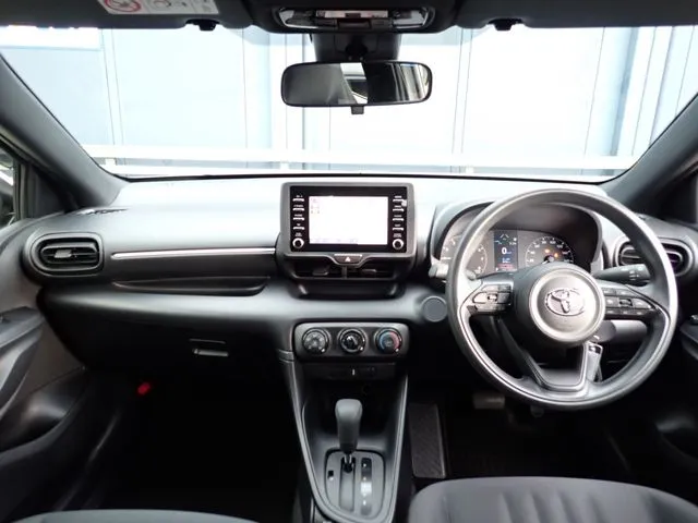 ヤリス（トヨタ）の車両写真