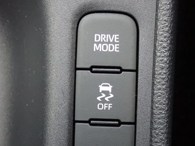 ヤリス（トヨタ）の車両写真