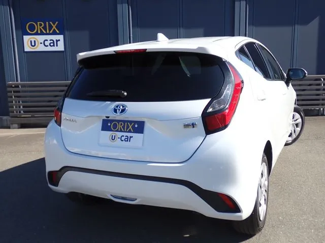 アクア（トヨタ）の車両写真