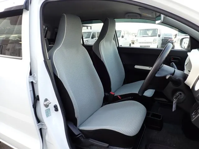 アルト（スズキ）の車両写真