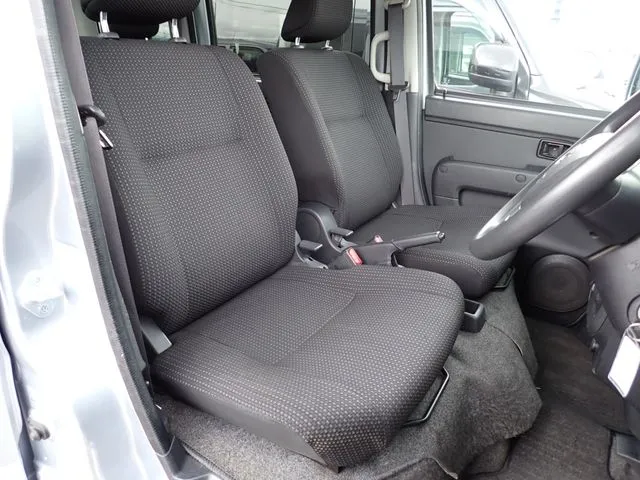 ダイハツ　ハイゼットカーゴ