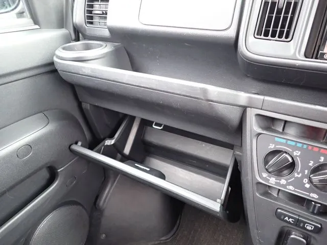 ダイハツ　ハイゼットカーゴ