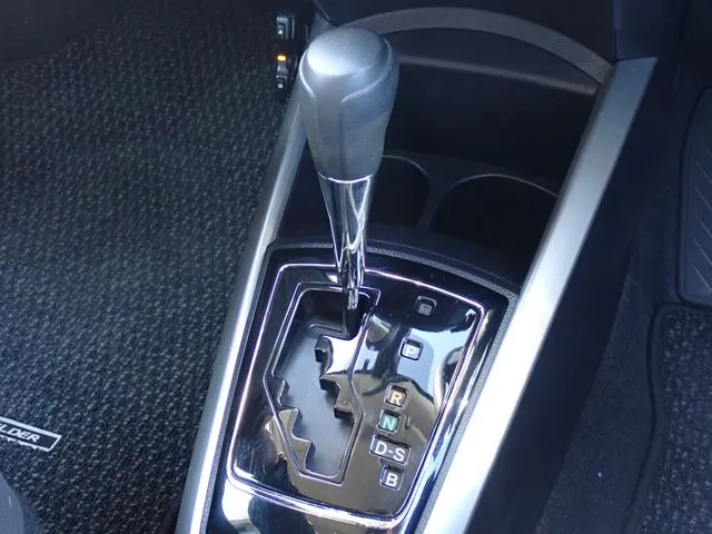 カローラフィールダー（トヨタ）の車両写真