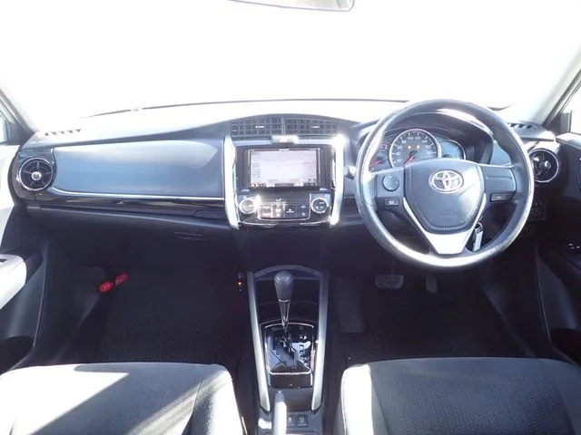 カローラフィールダー（トヨタ）の車両写真