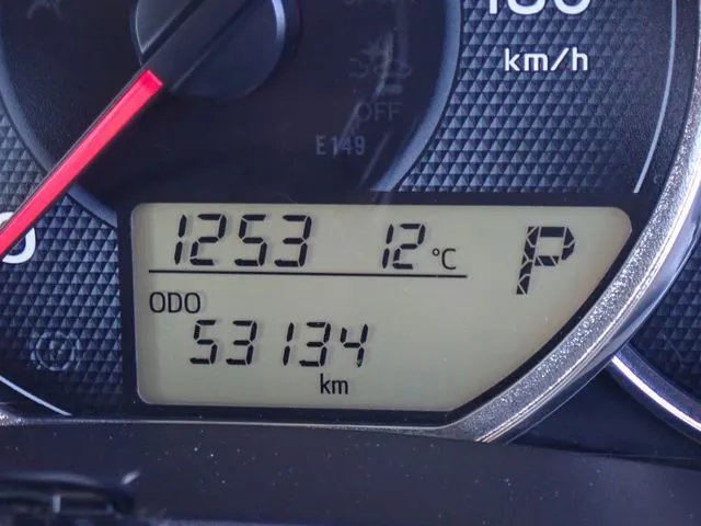 カローラフィールダー（トヨタ）の車両写真