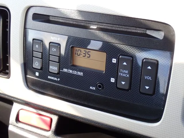 アルト 4WD(スズキ)の車両写真