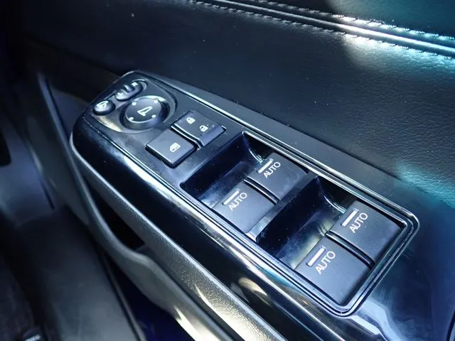 ジェイド（ホンダ）の車両写真