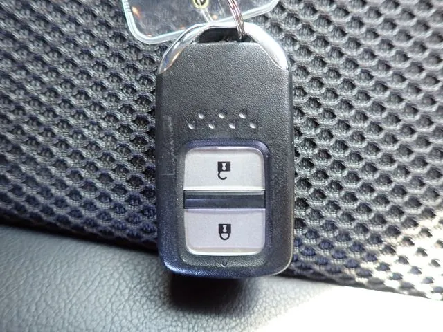 ジェイド（ホンダ）の車両写真