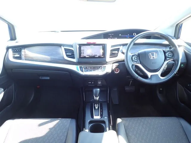 ジェイド（ホンダ）の車両写真