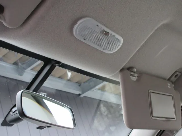 ノート　４ＷＤ（ニッサン）の車両写真