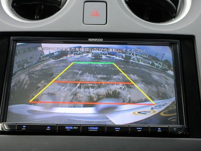 ノート　４ＷＤ（ニッサン）の車両写真