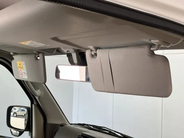 エブリイバン（スズキ）の車両写真