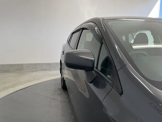 インプレッサスポーツ　４ＷＤ（スバル）の車両写真