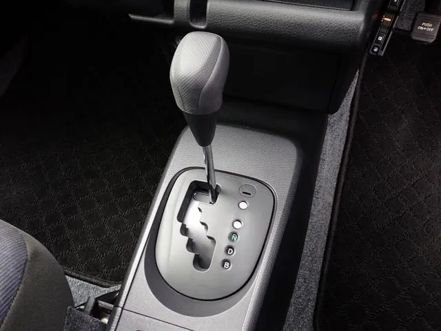 プロボックスバン　ハイブリッド（トヨタ）の車両写真