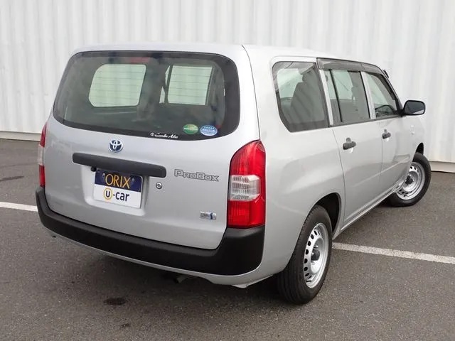 プロボックスバン　ハイブリッド（トヨタ）の車両写真