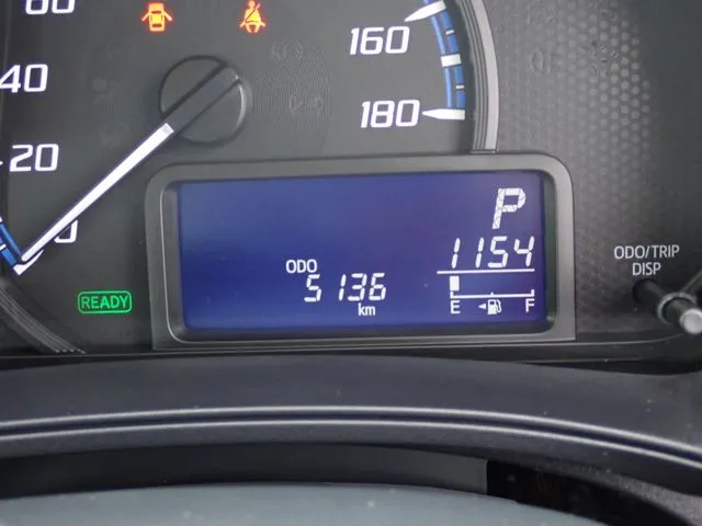 プロボックスバン　ハイブリッド（トヨタ）の車両写真