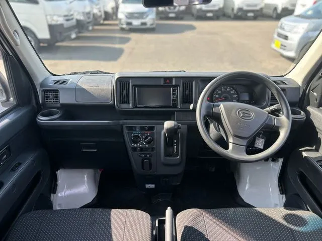 ハイゼットカーゴ（ダイハツ）の車両写真