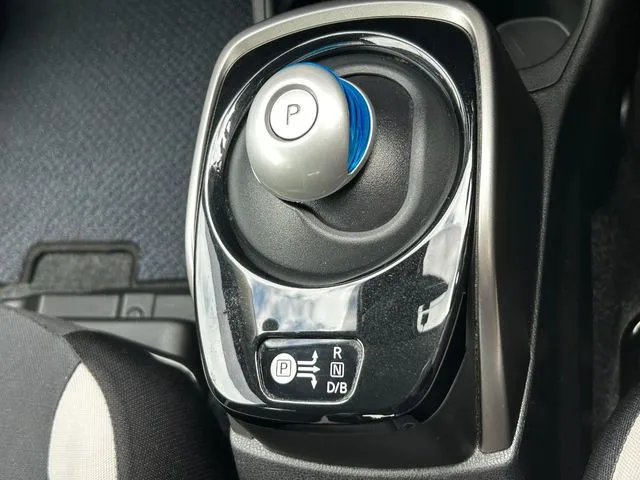 ノート（ニッサン）の車両写真